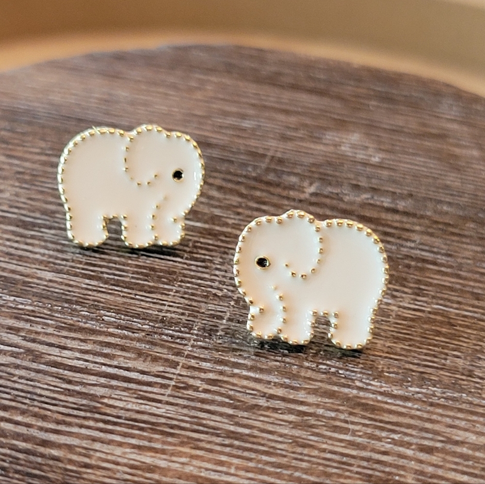 Baby Elephant Post Earrings, 18k gold trim - Picture 4 of 6
